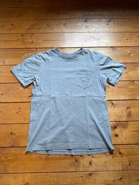 Gray Pocket T-Shirt Men's Size M